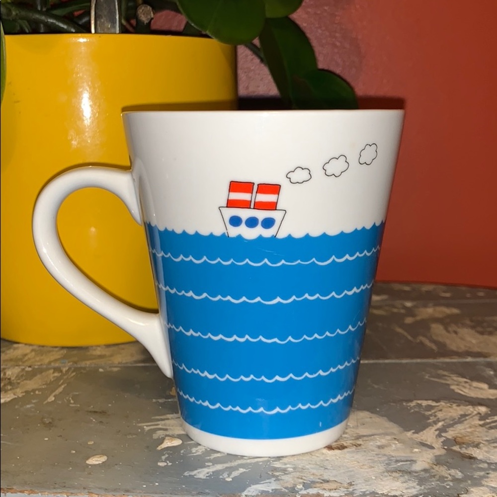 Vintage Gilitzer porcelain boat mug made in Germany